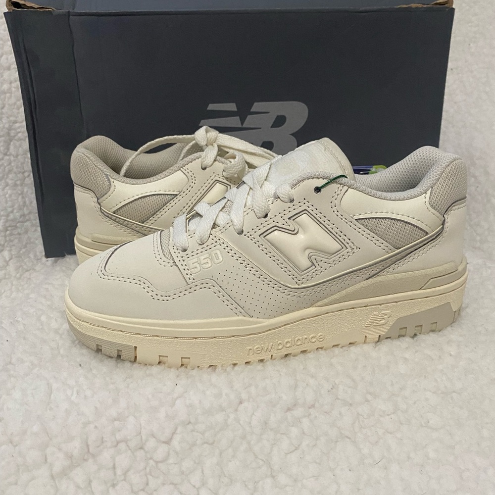 New Balance 550 Off-White Sneakers